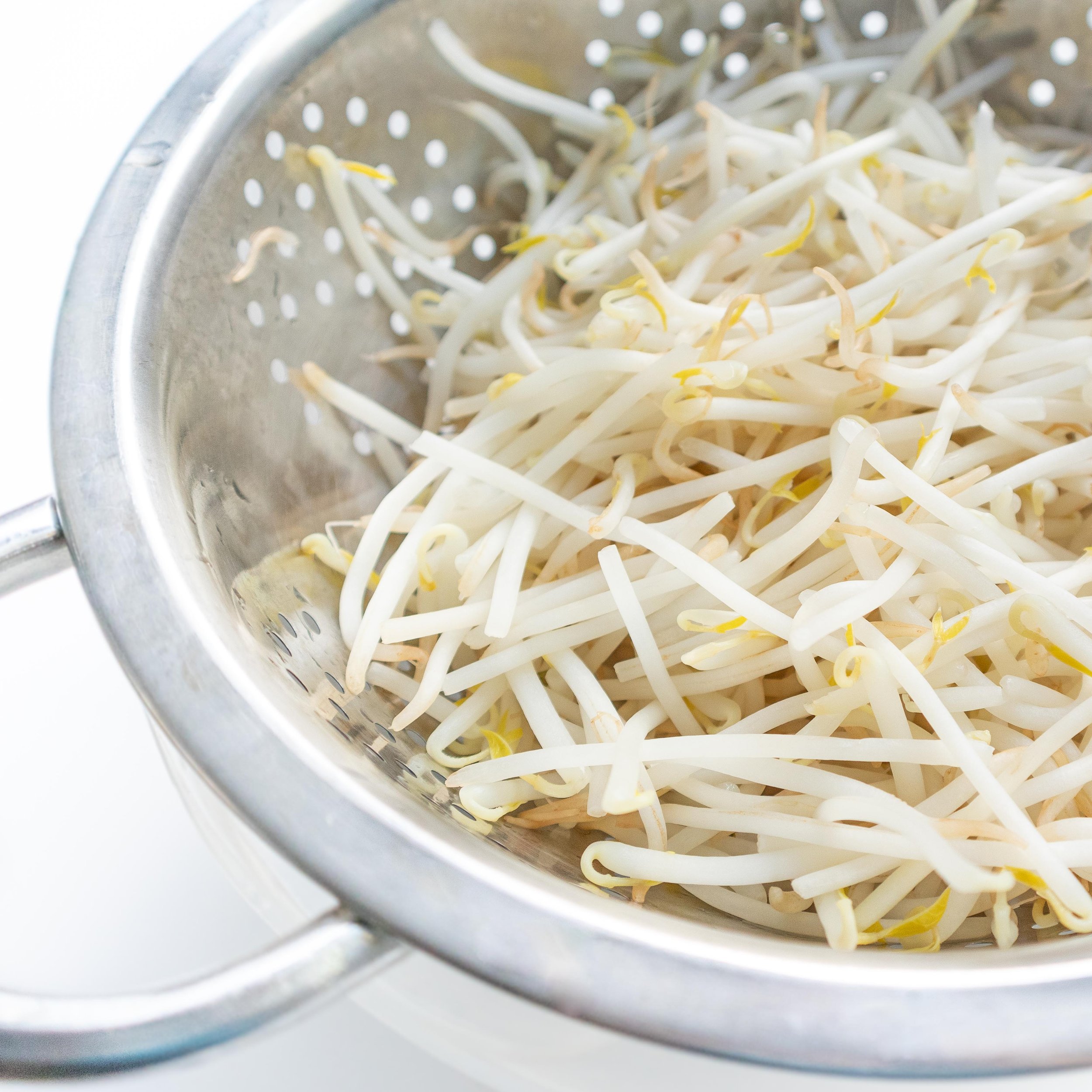 blanched bean sprouts
