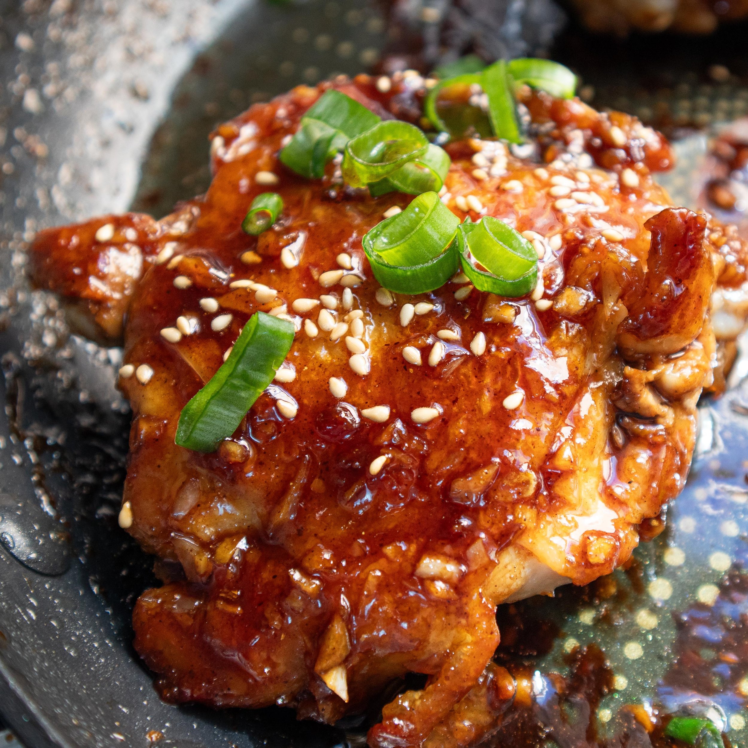 Easy Pan-Fried Soy Sauce Glazed Chicken